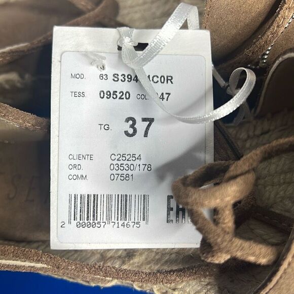 NIB Peserico Beige Suede Espadrilles - Picture 9 of 16